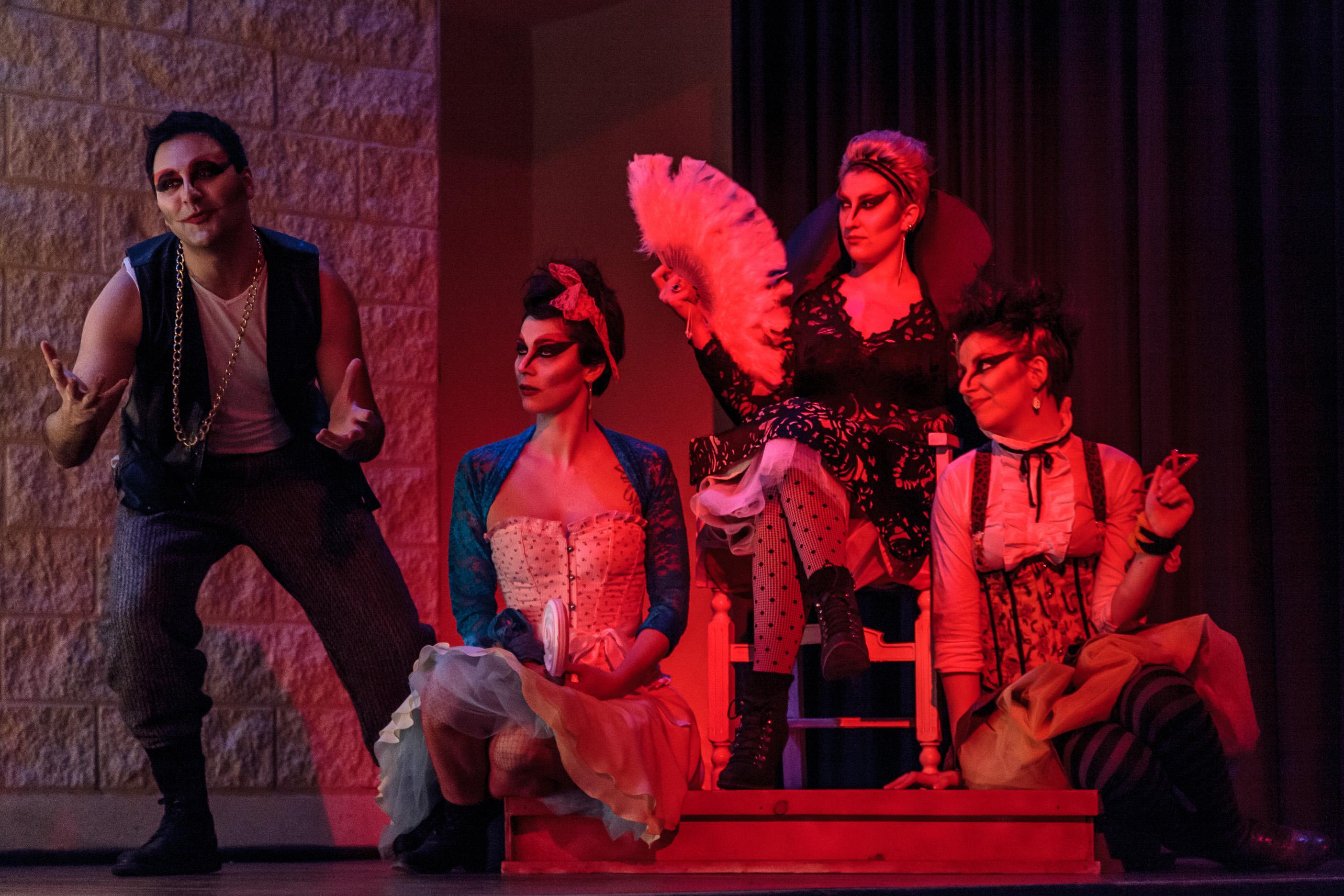 Otto&amp;TreQuarti stasera in gara con "Le belve" 