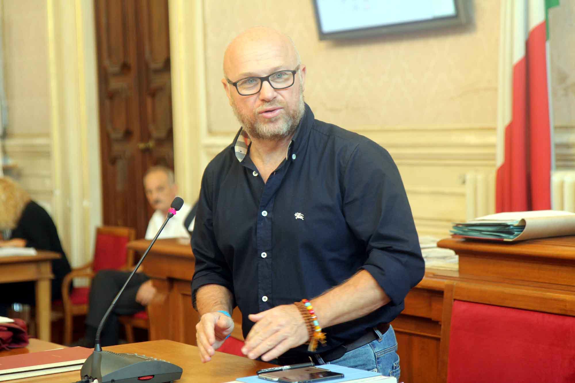 Il sindaco Filippo Nogarin ha visto bocciare il bilancio consolidato del Comune da parte del consiglio comunale