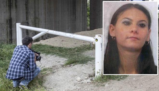 La sbarra e la donna uccisa