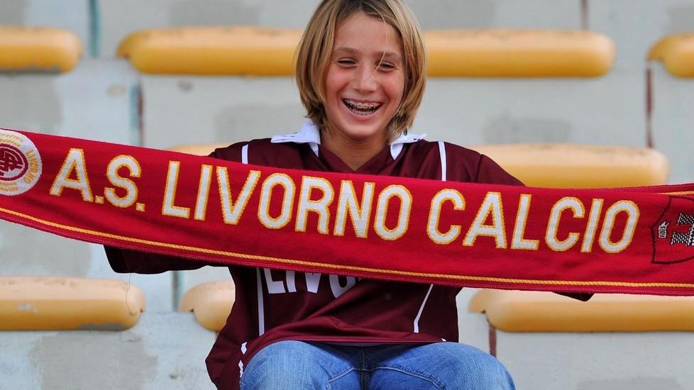 Allarme rosso sull’Armando Picchi: «Lo stadio presto sarà inagibile»