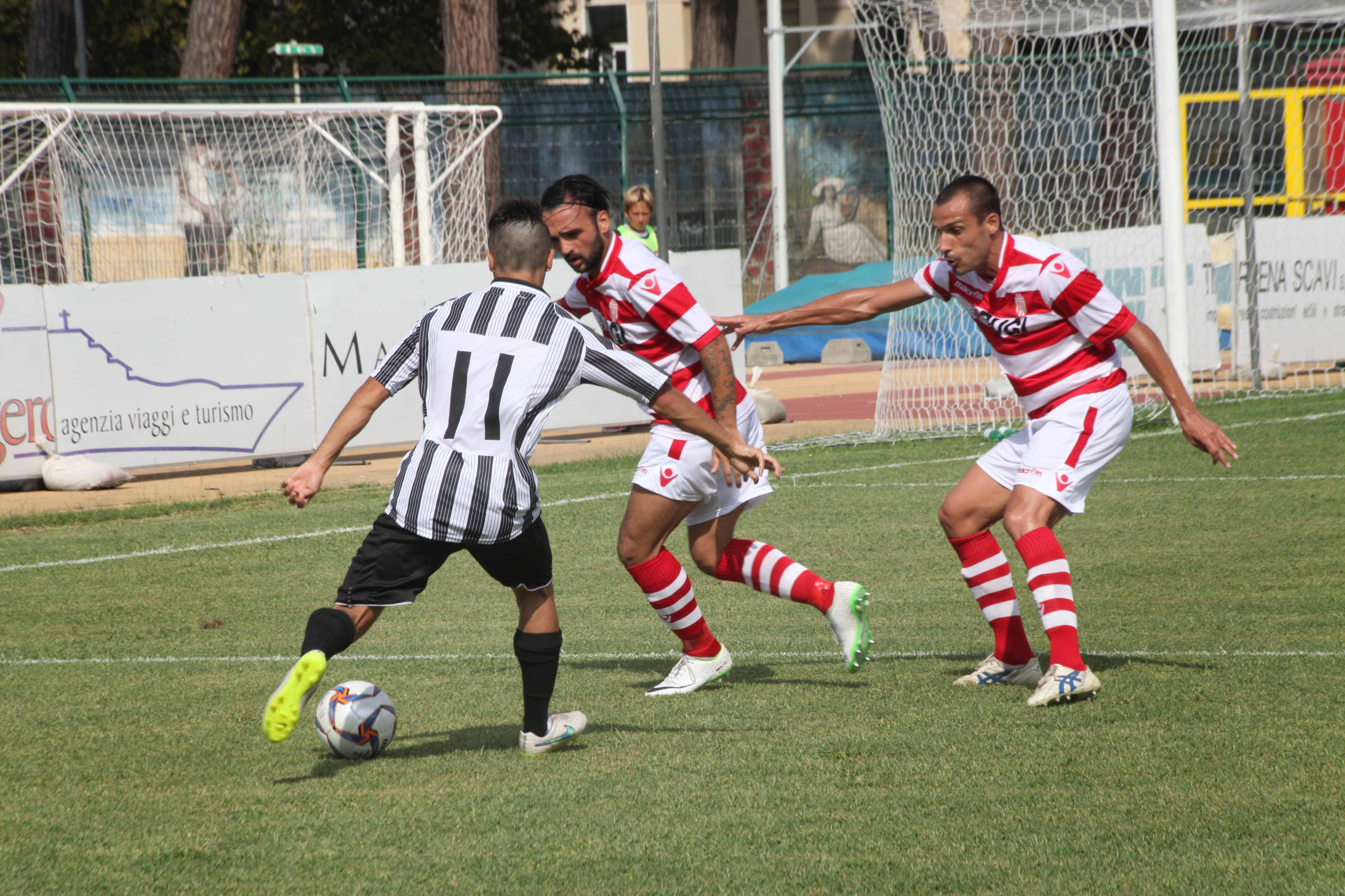 Alagia in azione: suo il primo gol nella sfida di Coppa Italia con la Fezzanese