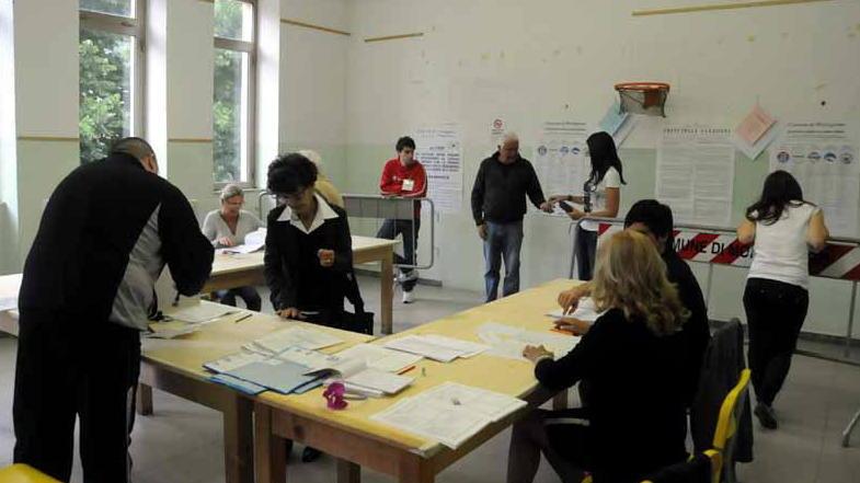 Il Psi di Montignoso: «Le primarie non sono un obbligo»