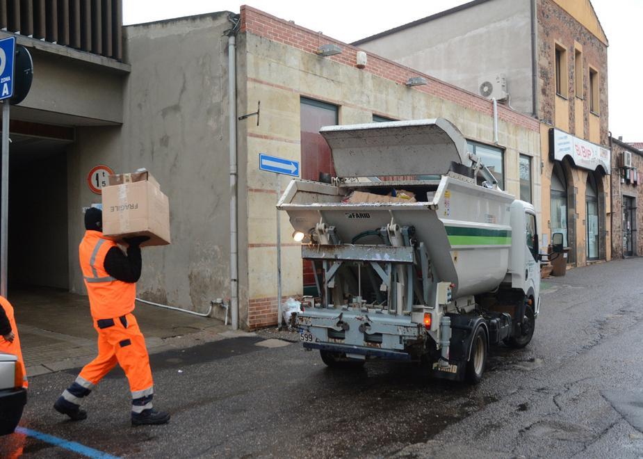 Appalto rifiuti urbani, il segretario dal Gup 