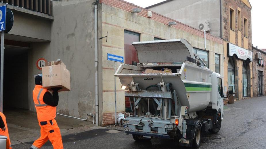 Appalto rifiuti urbani, il segretario dal Gup