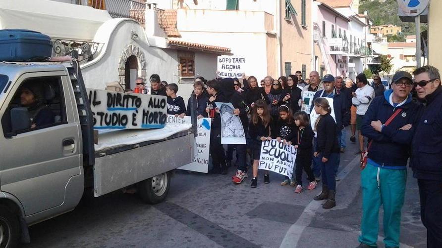 Al Giglio i funerali del diritto allo studio