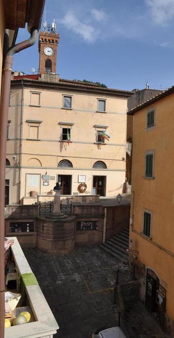 Povertà 40.000 euro si contributi 