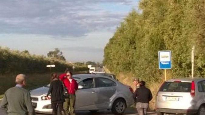 Tamponamento sulla 74, ferito un ciclista