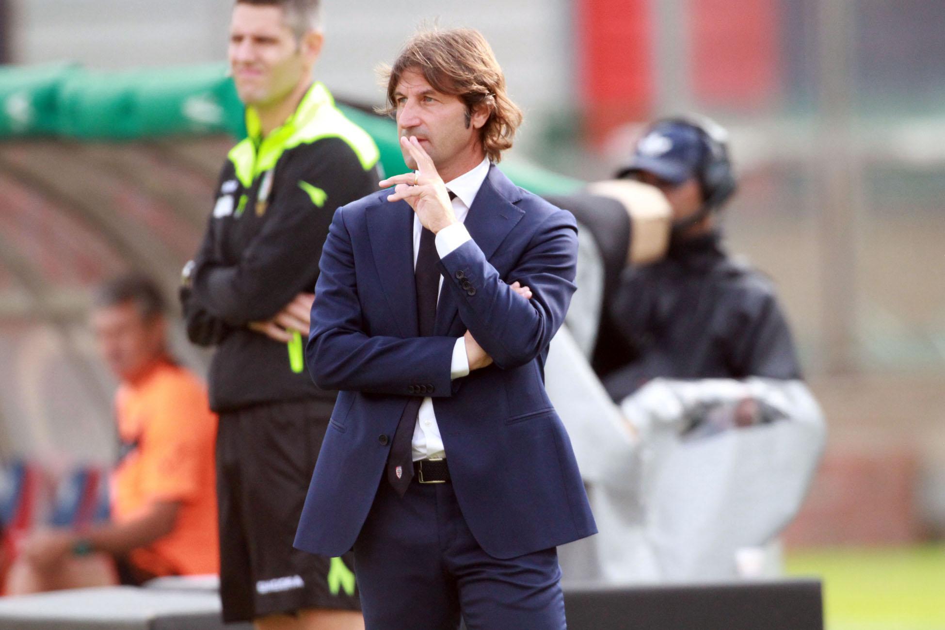 L'allenatore del Cagliari Massimo Rastelli