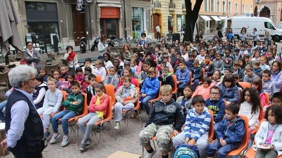 Passa la Parola va a Vignola: sette incontri per il finale