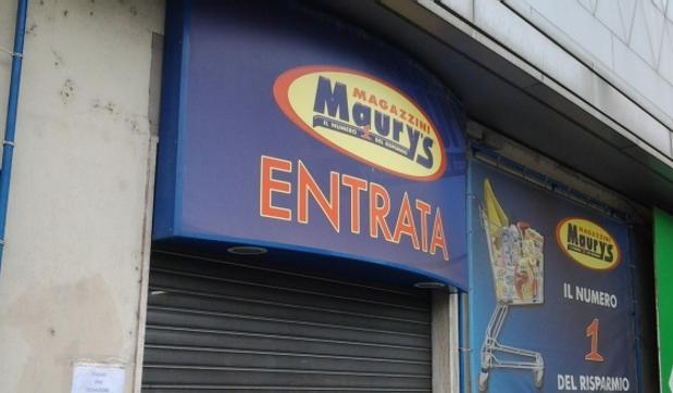 Chiude Maury’s, a casa le quattordici dipendenti 