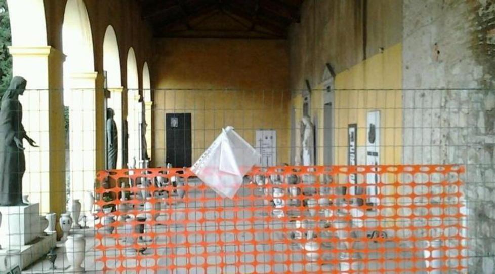 Degrado al cimitero di Sant’Anna 