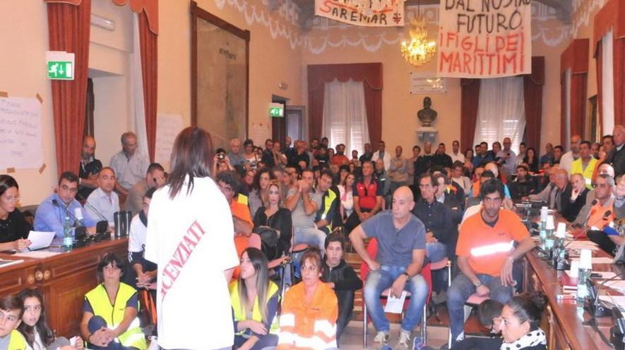 Saremar, dure polemiche dopo la visita di Deiana