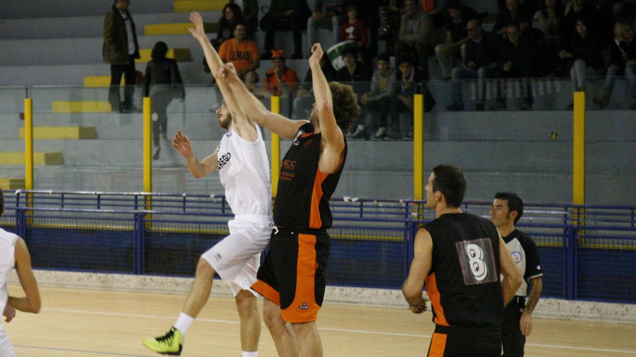 Un derby tra Vela e Versilia