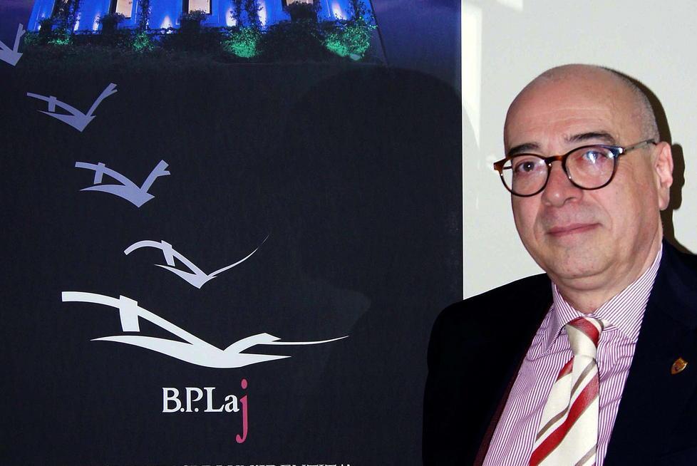 Banca di Lajatico, un gabbiano nel logo
