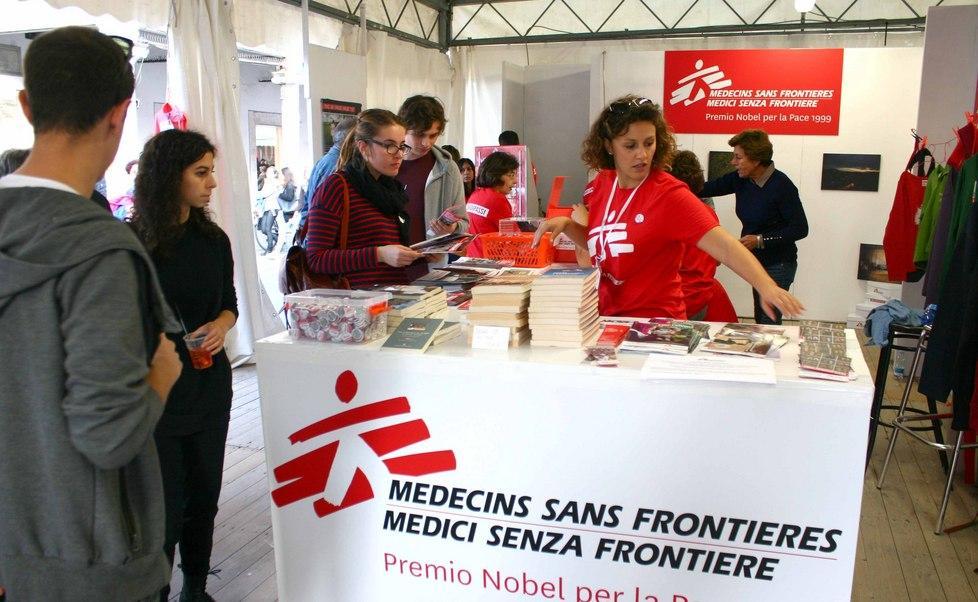 Da Ferrara un applauso alle vittime di Medici senza frontiere 