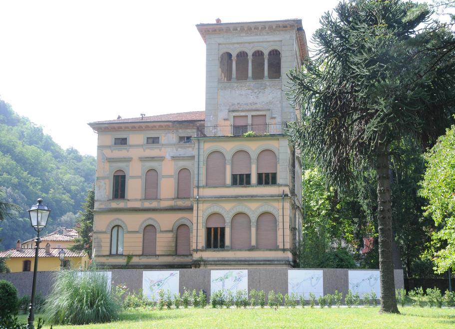 Poco più di un milione per Villa Flori 