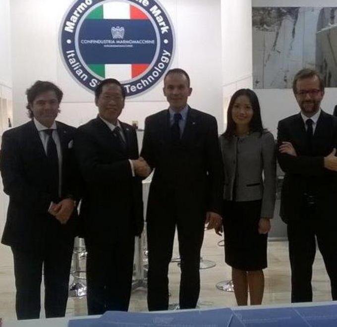E i rapporti col Vietnam crescono 