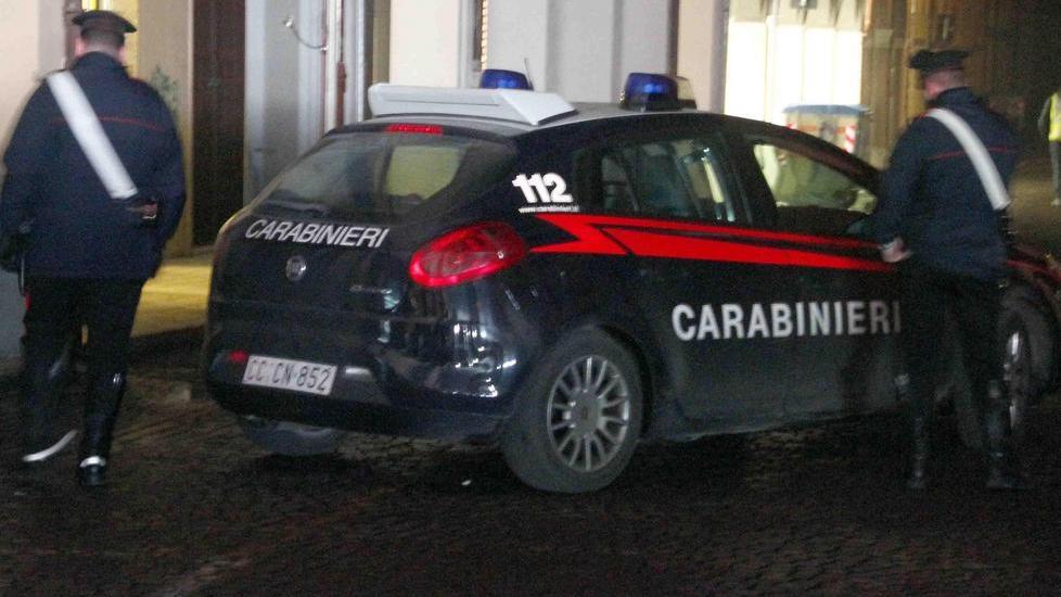 «Aggredito e rapinato da un uomo mascherato»