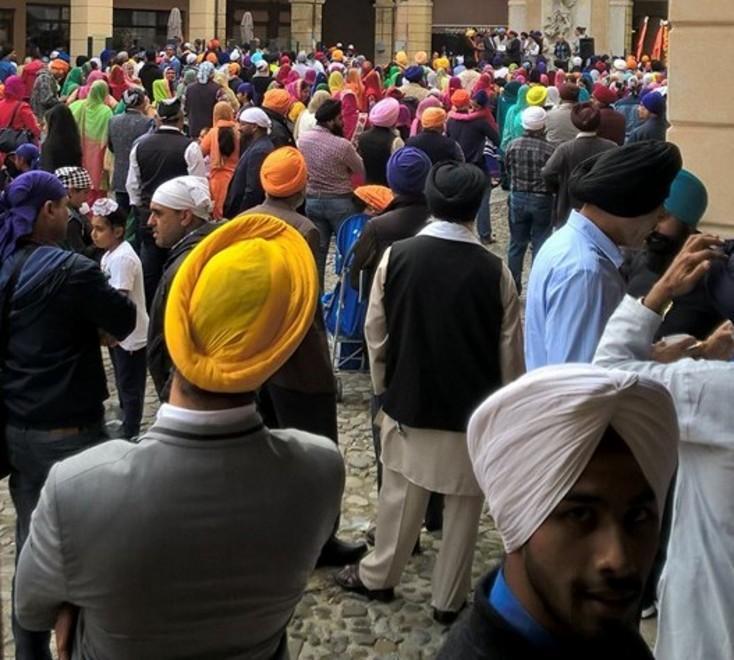Il corteo sikh invade il centro 