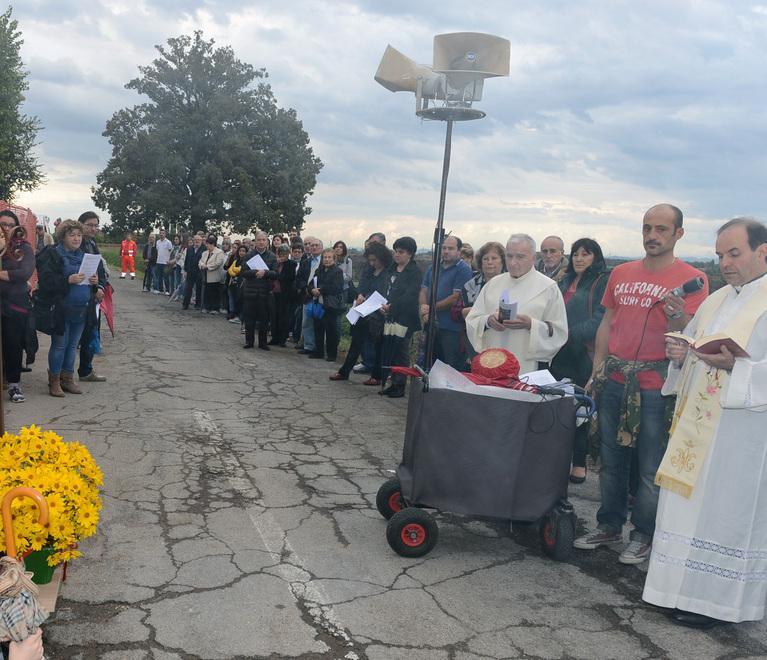 Nonantola,in tanti alla processione per la Nosadella
