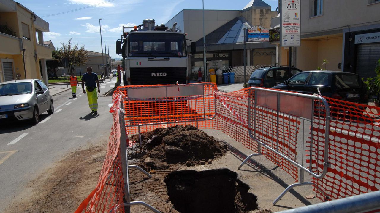 La voragine apertasi sabato sulla strada in via San Gallo
