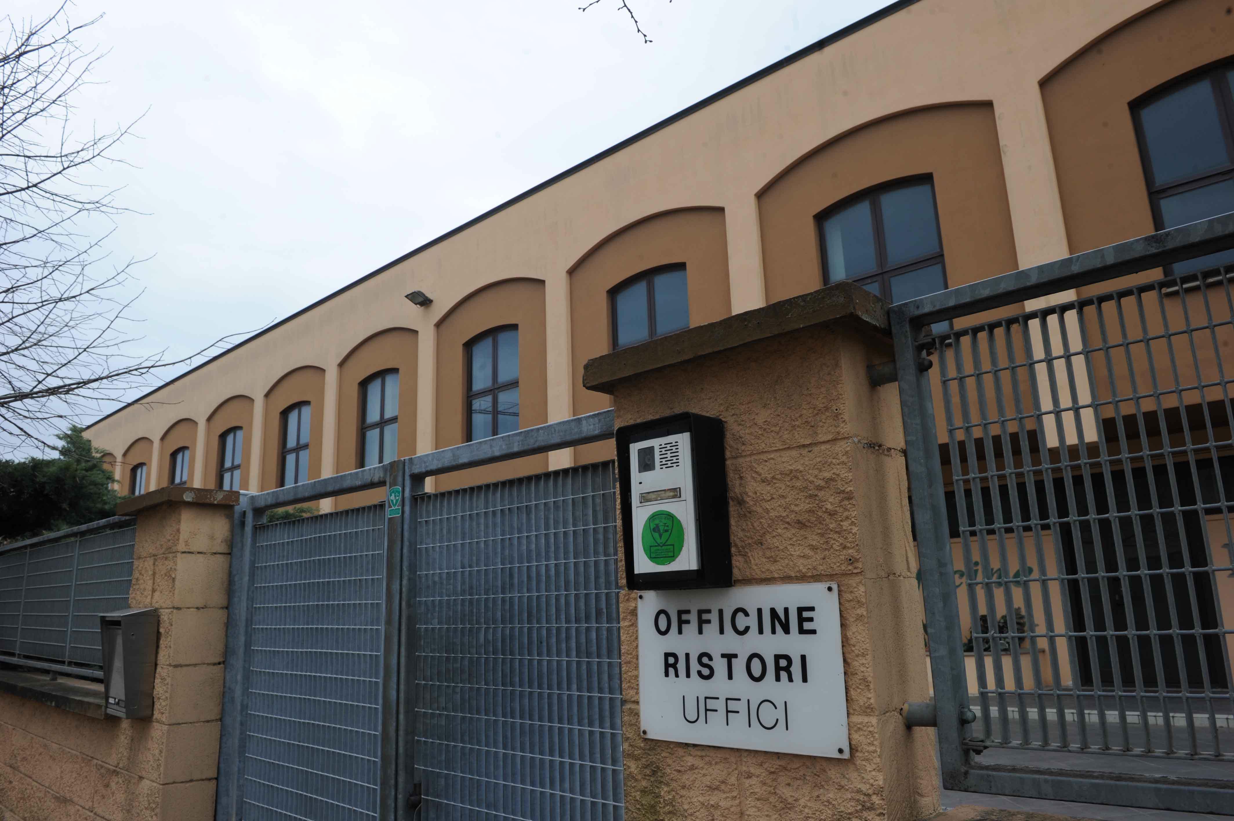 L'ingresso delle Officine Ristori di Montecalvoli