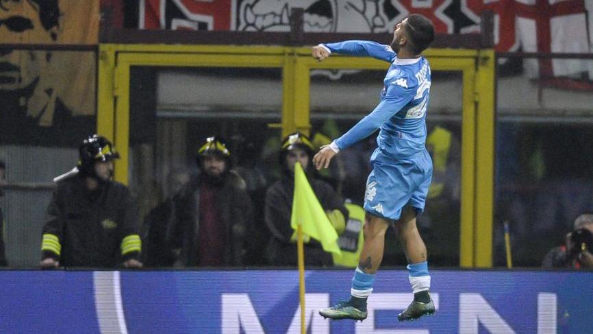 Quaterna del Napoli, Milan in ginocchio
