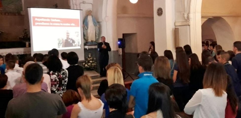 Nule, fiaccolata per Stefano Masala a cinque mesi dalla sua sparizione 