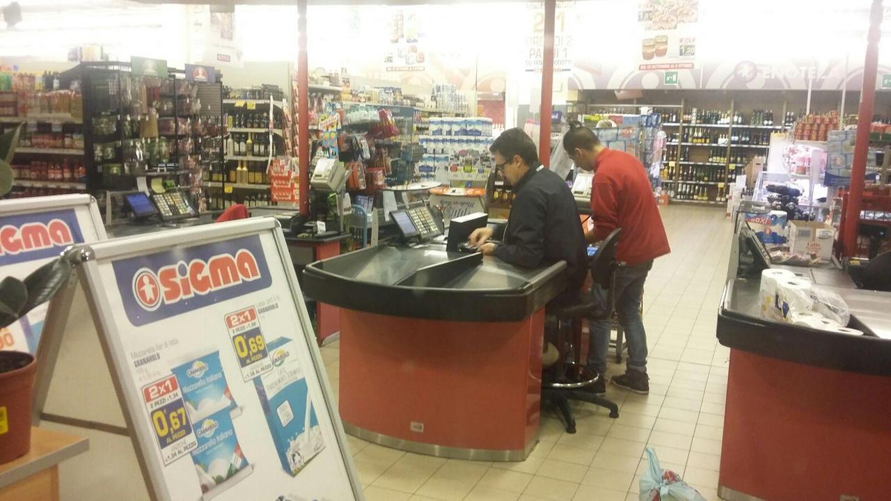 Tentata rapina a mano armata al Sigma di Rubiera