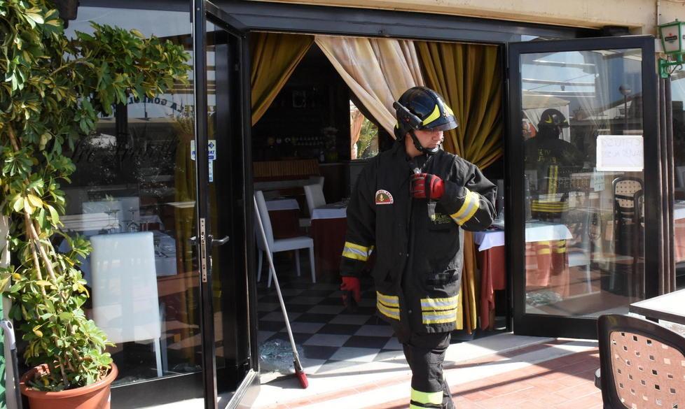Fiamme nella cucina del ristorante