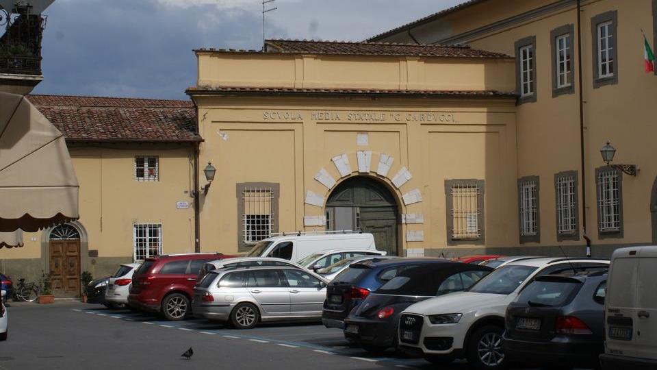 Commerciante aggredita e derubata nel parcheggio