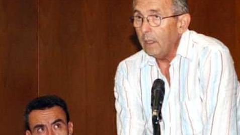 Gino Montecchi, cravatta al chiodo