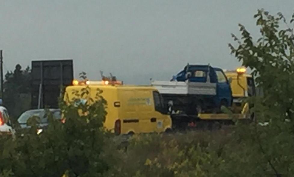 Camion contro motocarro, un ferito