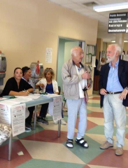 Sanità: firme per il referendum contro la legge regionale 28