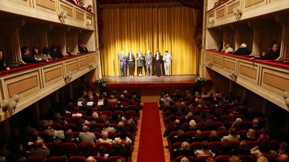 Il Ruggeri alza il sipario con spettacoli e musica