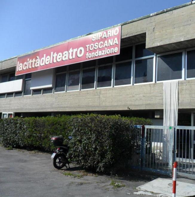 Teatro: «Punito chi ha osato protestare»