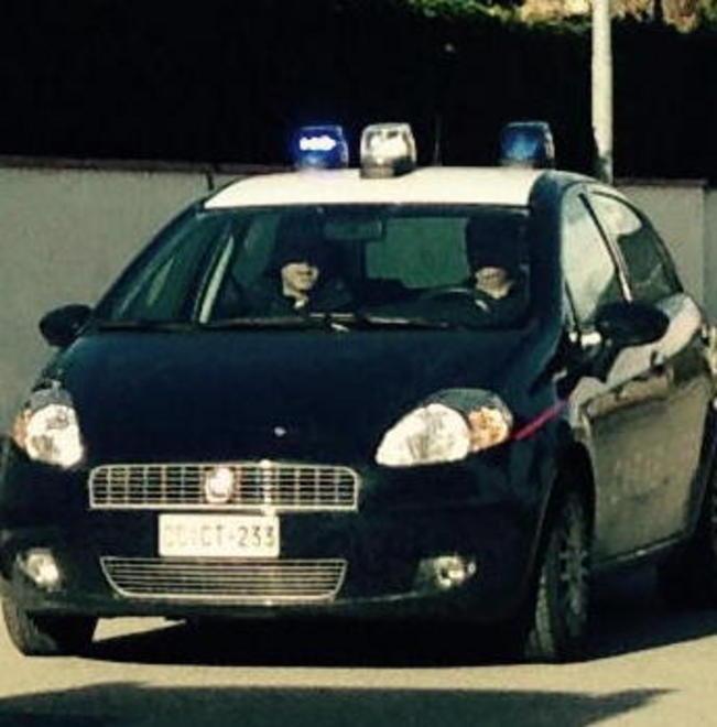 Via la cassaforte da una casa Fallisce il colpo al circolo Arci
