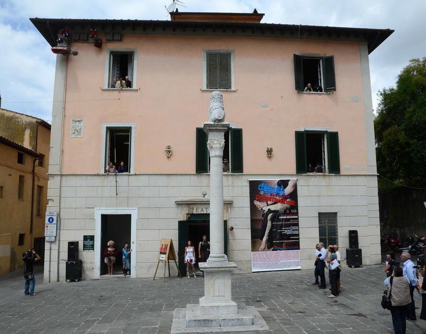 Ancora una settimana per riaprire il cinema 