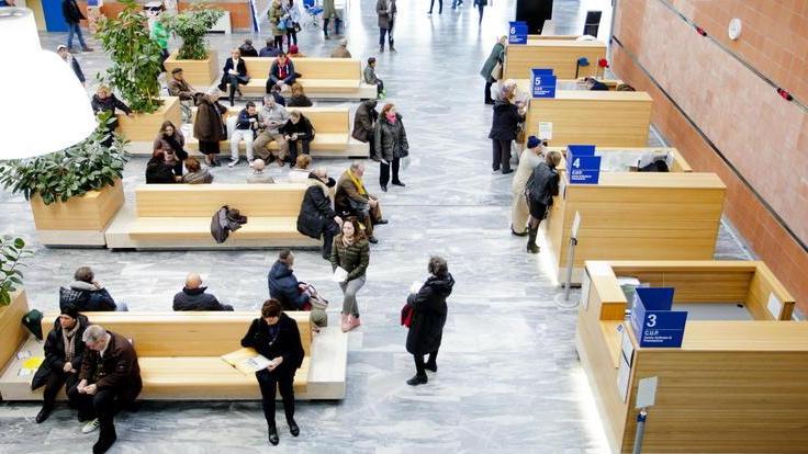 Niente ecografia «Prenotarla è impossibile»