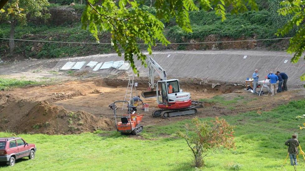 Il cimitero non si amplia per colpa... dell’anfiteatro