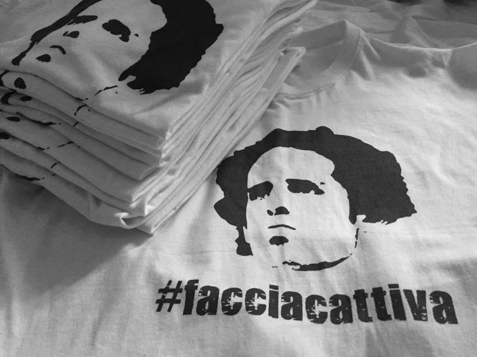 A Reggio Emilia sono in vendita le magliette benefiche della #facciacattiva 