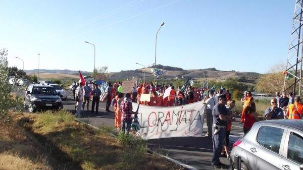 Agosto 2012: una delle manifestazioni dei dipendenti di Floramiata in difesa dei posti di lavoro