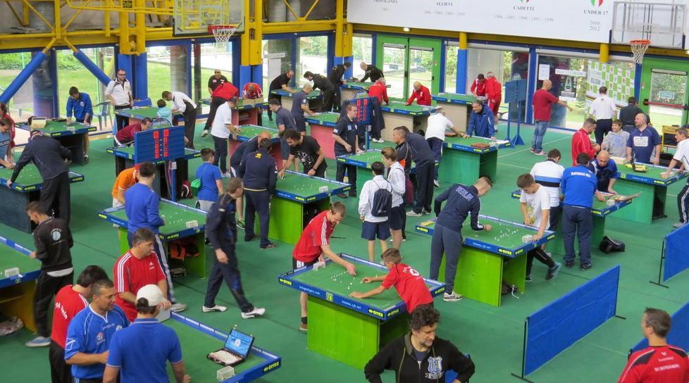 Subbuteo, Black and Blue in campo per la Supercoppa 