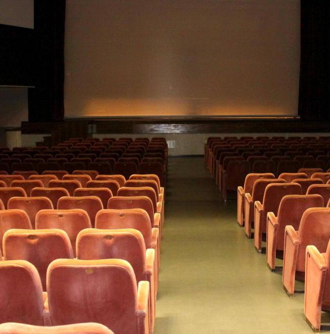 Slitta a dopo il 20 ottobre la riapertura del teatro