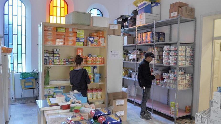 Accordo sui pacchi viveri Si riparte con la consegna