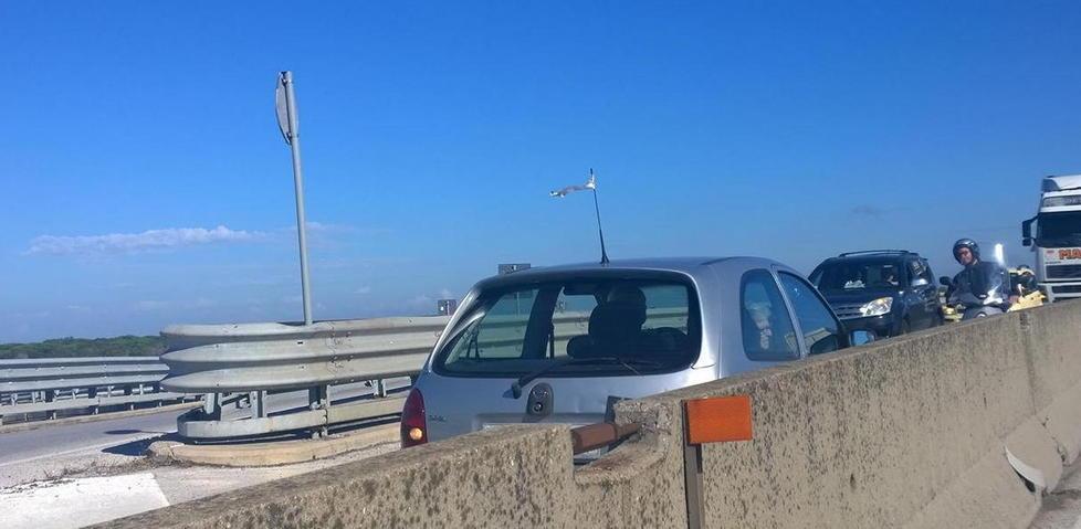 Contromano sull’Aurelia paura per due anziani 