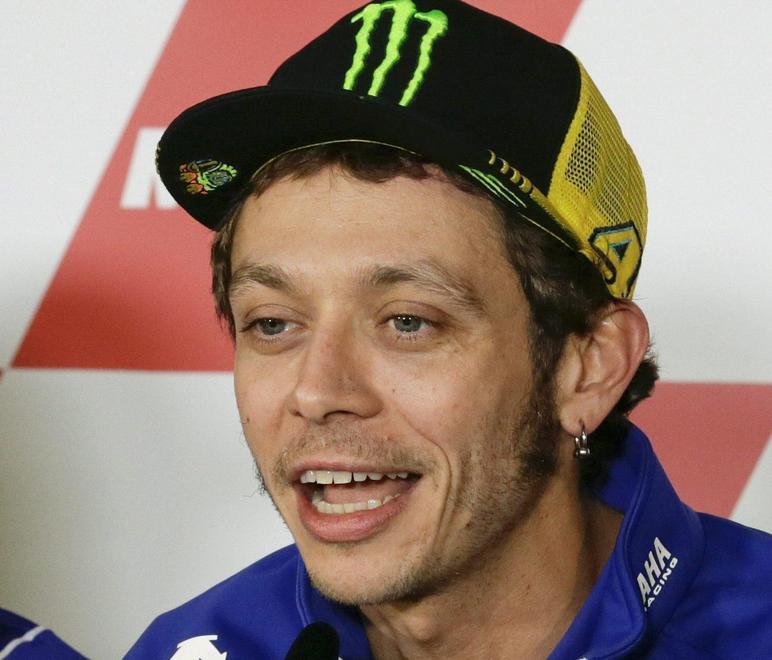 Rossi: «Niente paura». Lorenzo: «Sto meglio»