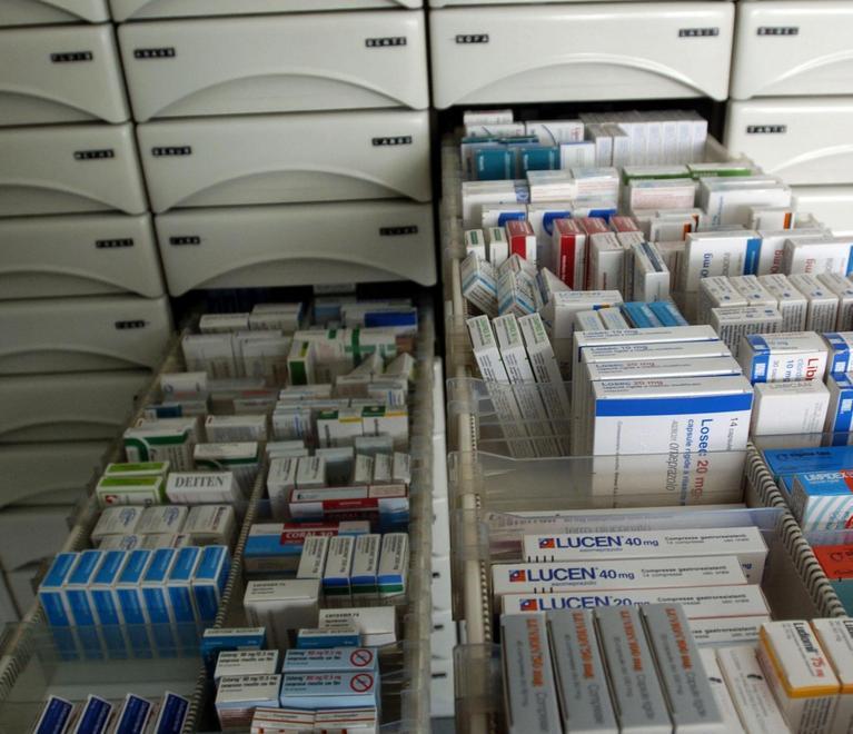 Sanità e tagli, i farmacisti «Medicine? Il calo c’è già» 