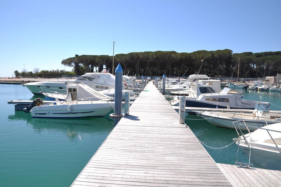 Barche nella nuova darsena del porto di Cecina (foto Falorni/Silvi)