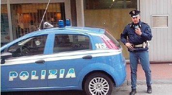 Una pattuglia della polizia